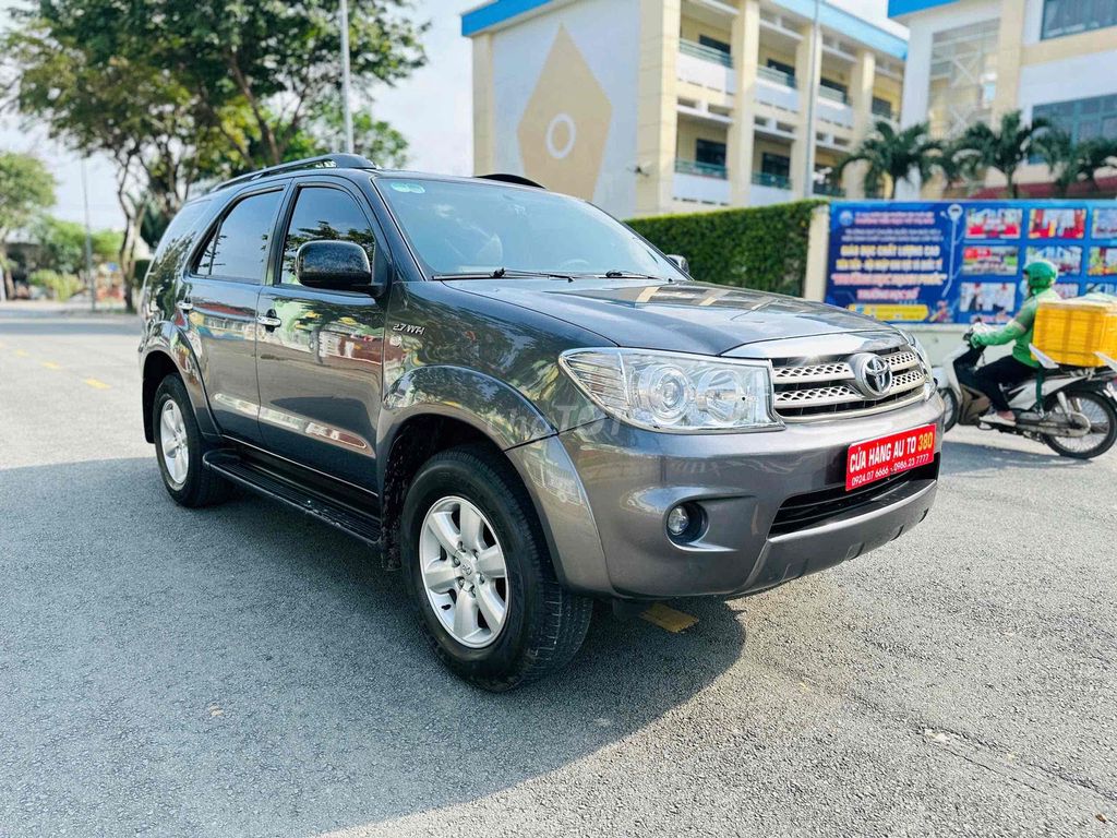 Toyota Fortuner 2010 2.7V 4x4 AT -. Mua bán Ô tô tại Quận 1 Tp Hồ Chí Minh được đăng bởi AUTO 380 hình 3