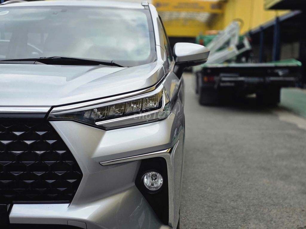 Toyota Veloz Cross 2022 CVT 12200 km. Mua bán Ô tô tại Quận Tân Bình Tp Hồ Chí Minh được đăng bởi Nguyễn Tân Xe Lướt  hình 2