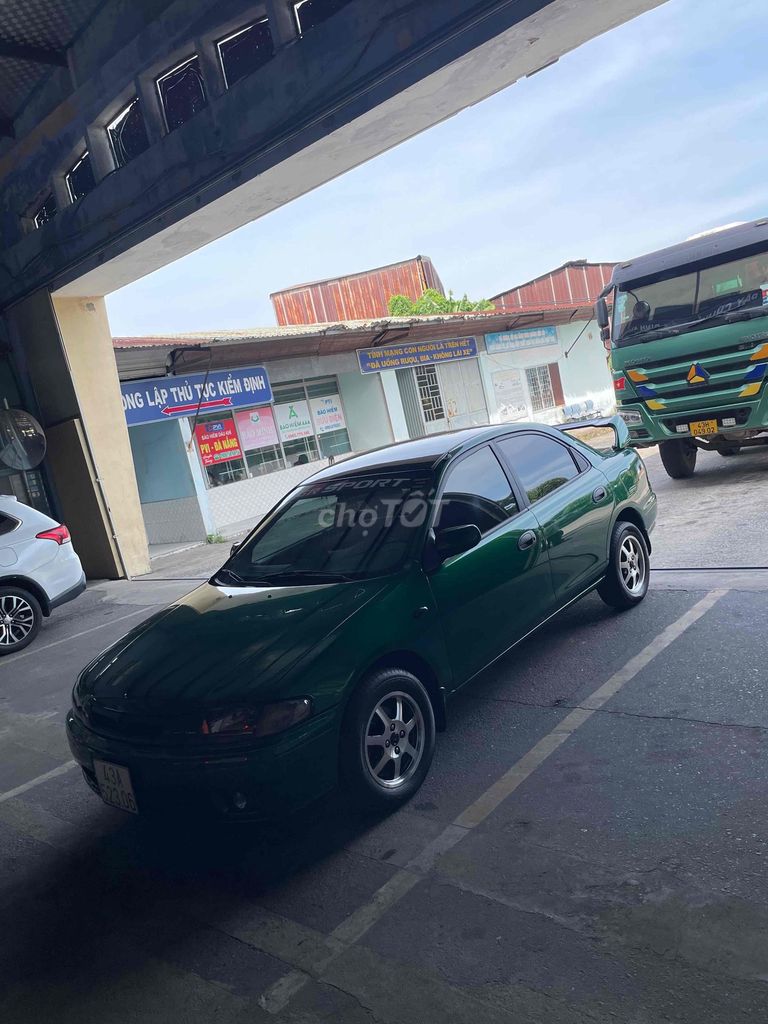Mazda 323 2000 синяя