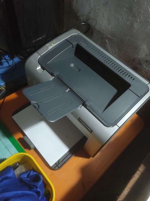 Máy in HP 1006 như mới. Mua bán Đồ dùng văn phòng tại Thị xã Ngã Năm Sóc Trăng được đăng bởi Điện tử giá rẻ