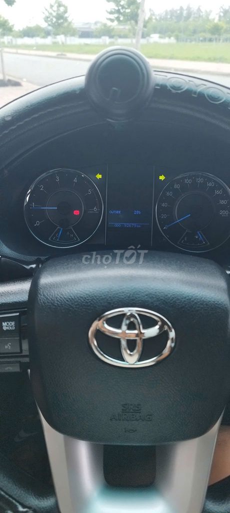 GIA ĐÌNH CẦN BÁN XE TOYOTA FORTUNER ĐỜI 2020. Mua bán Ô tô tại Thành phố Sóc Trăng Sóc Trăng được đăng bởi Du lịch Thanh Xuân hình 8