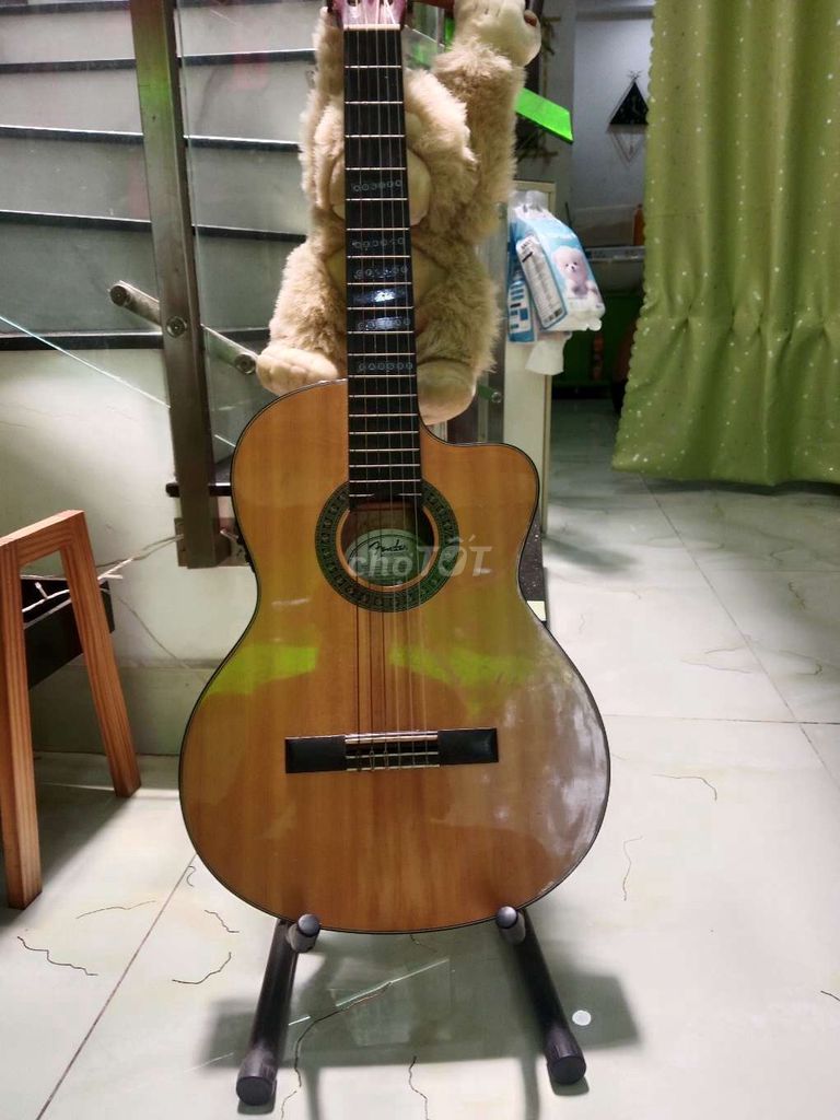 Đàn guitar Fender Gỗ Nâu cho người mới bắt đầu. Mua bán Nhạc cụ tại Quận Gò Vấp Tp Hồ Chí Minh được đăng bởi Lá bồ đề hình 1