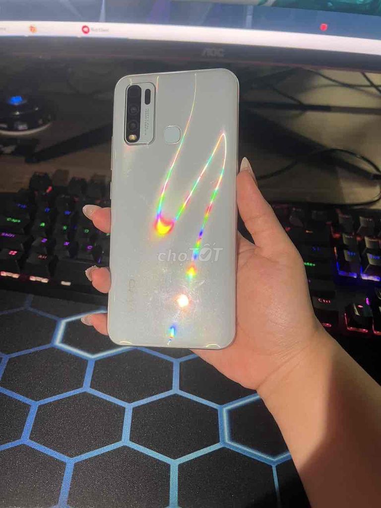 Vivo Y30i 64GB Trắng Like New. Mua bán Điện thoại tại Quận 4 Tp Hồ Chí Minh được đăng bởi Nguyễn Hà Thu Phúc hình 1