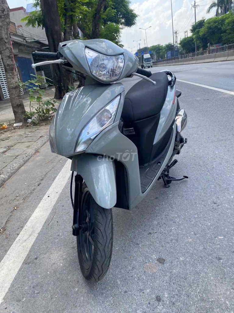 Honda vision đời cao zin đẹp như hình. Mua bán Xe máy tại Quận Hồng Bàng Hải Phòng được đăng bởi Ly  hình 1