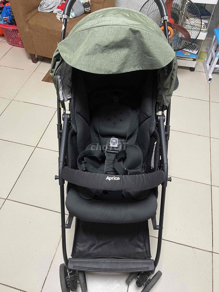 Xe đẩy Aprica thoáng khí êm ái. Mua bán Mẹ và bé tại Quận Bắc Từ Liêm Hà Nội được đăng bởi Nguyen van thuong hình 1
