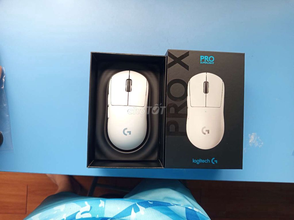 Chuột Logitech PRO X Superlight Trắng Mới 99%. Mua bán Phụ kiện (Màn hình, Chuột...) tại Thành phố Tuyên Quang Tuyên Quang được đăng bởi ChillySkibidi hình 1