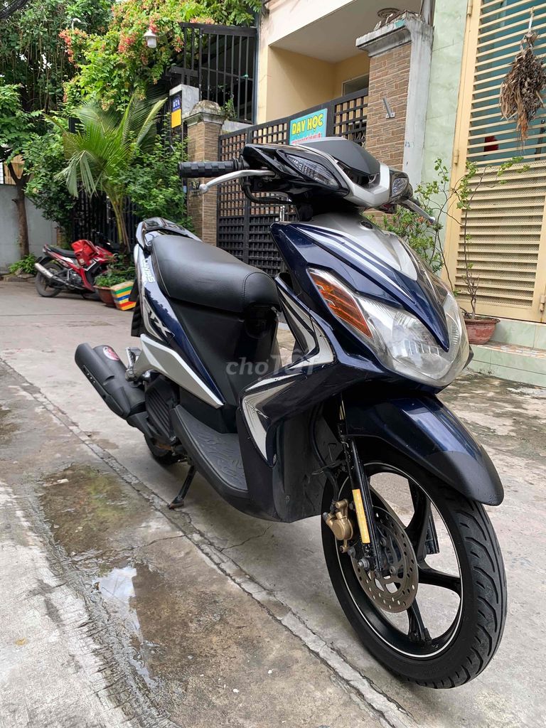 Yamaha Luvias 125cc xanh bạc 39000km Zin100% đẹp