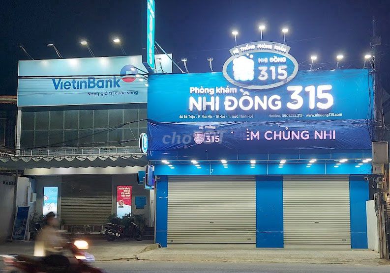 Cho thuê 10m mặt tiền Bà Triệu - Trung tâm sầm uất bậc nhất TP Huế