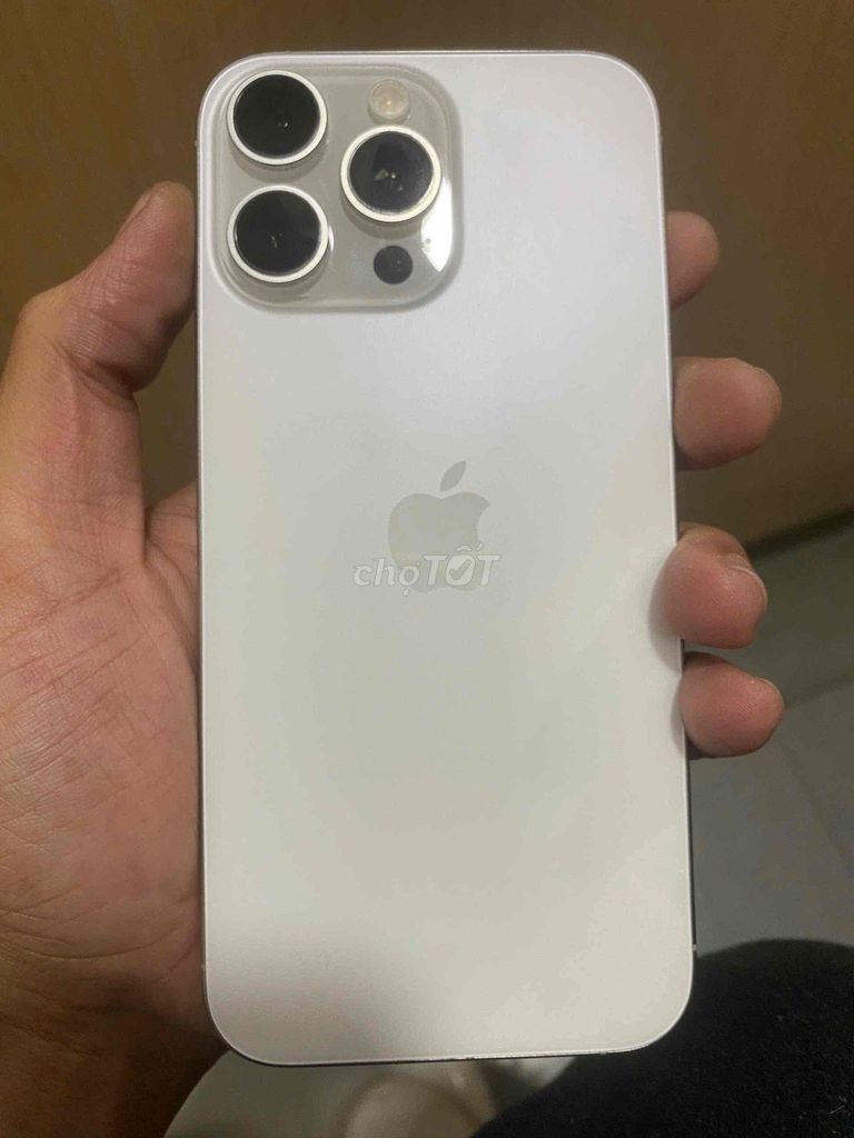 iPhone 16 Pro Max Bạc Đã sử dụng. Mua bán Điện thoại tại Huyện Cần Giuộc Long An được đăng bởi sang tran hình 1