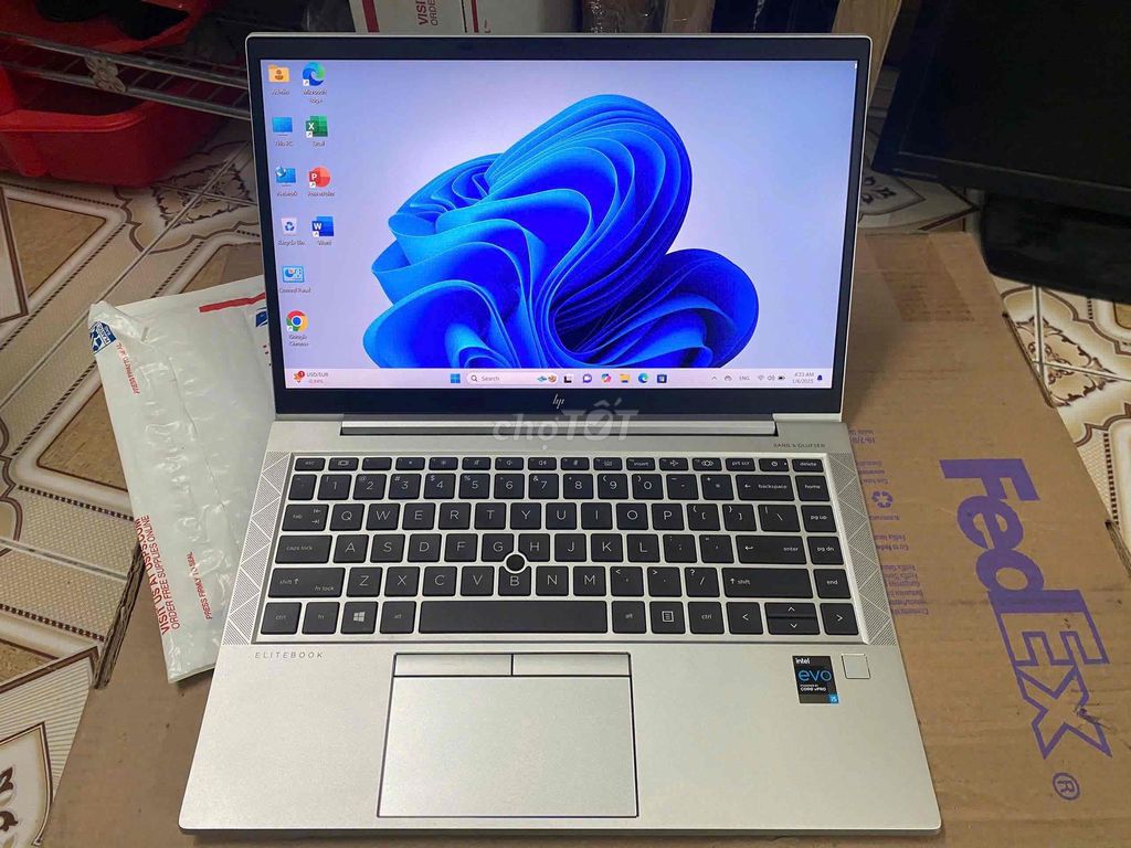 Laptop Hp elitebook 840 G8 Core i5 vỏ nhôm zin đẹp. Mua bán Laptop tại Quận 1 Tp Hồ Chí Minh được đăng bởi Nguyễn hình 1