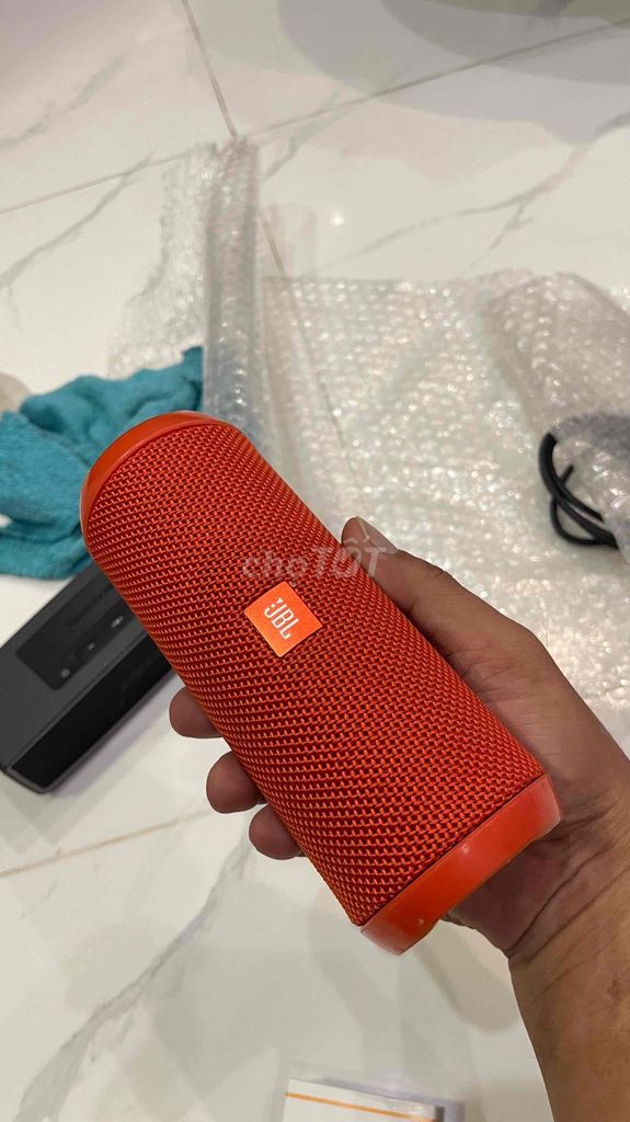 Loa Bluetooth JBL CLIP3 Cam Nhật Bản. Mua bán Tivi, Âm thanh tại Quận Ninh Kiều Cần Thơ được đăng bởi Văn Lâm hình 1