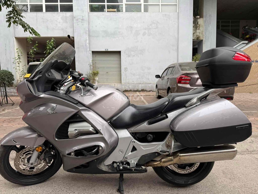 bán xe ST1300. Mua bán Xe máy tại Quận Đống Đa Hà Nội được đăng bởi Nghiêm Xuân Vinh hình 3