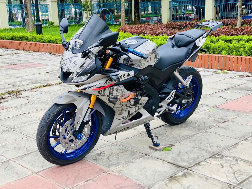 YAMAHA R15 V3 BẢN ĐẶC BIỆT CHÍNH CHỦ ĐK 2022. Mua bán Xe máy tại Quận Nam Từ Liêm Hà Nội được đăng bởi Hồng Nhung hình 2