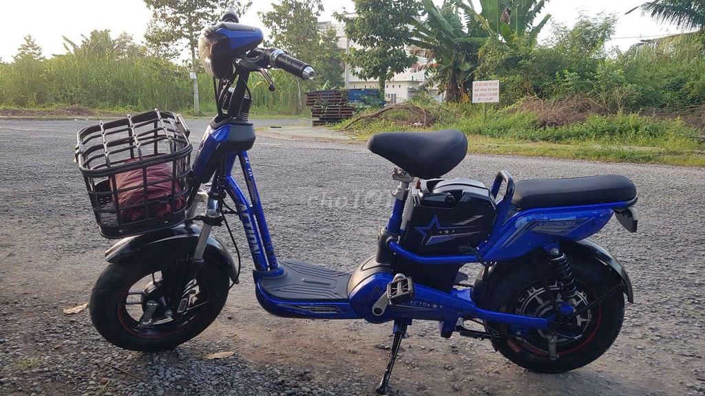 Xe đạp điện mua mới trên 12 triệu mới tinh. Mua bán Xe điện tại Thành phố Vĩnh Long Vĩnh Long được đăng bởi cong hình 1