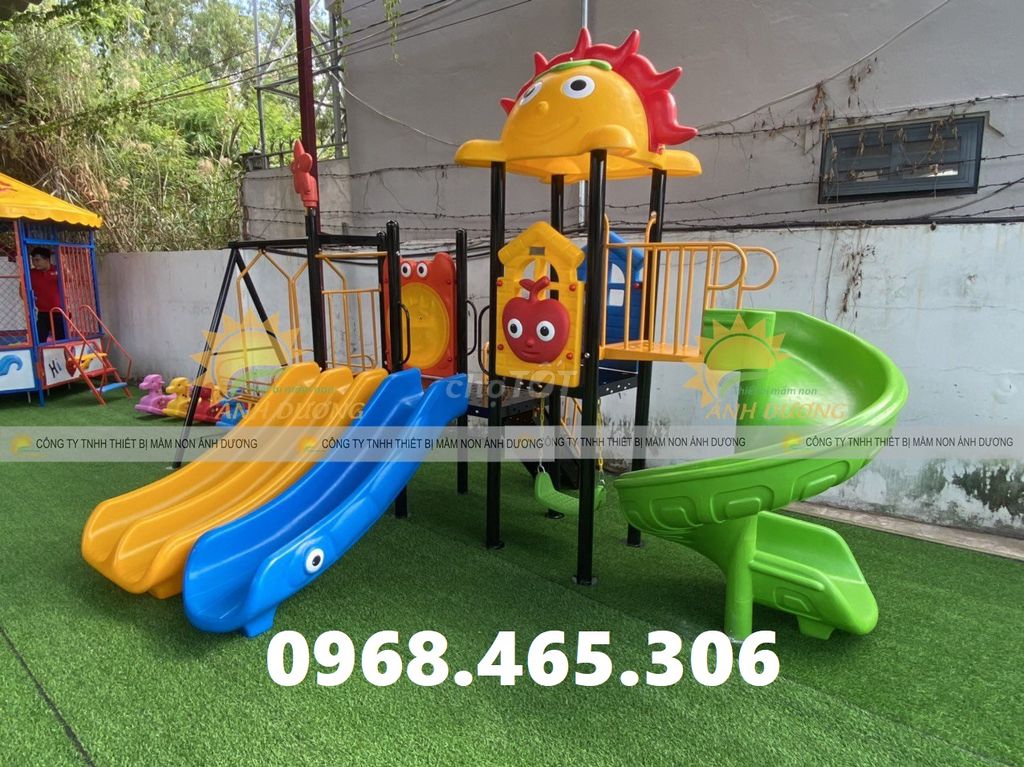 Cầu trượt liên hoàn có xích đu hàng nhập khẩu. Mua bán Mẹ và bé tại Quận Bình Thuỷ Cần Thơ được đăng bởi Vi Thị Hồng Hạnh hình 1