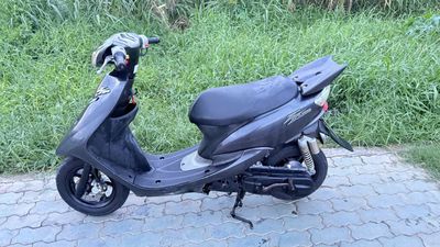 Xe máy 2 thì 50cc màu Xám đã qua sử dụng. Mua bán Xe máy tại Thành phố Thủ Đức Tp Hồ Chí Minh được đăng bởi Bui hường