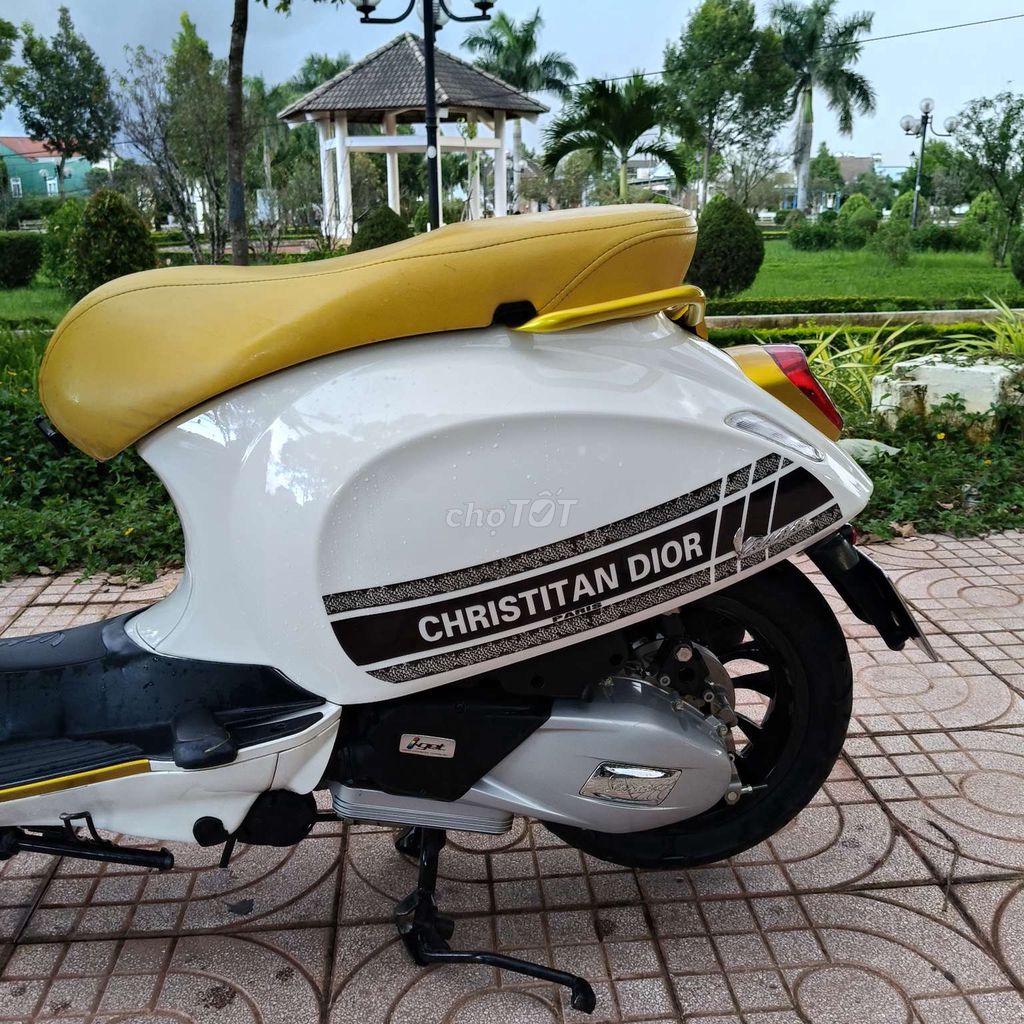 Vespa 150 Abs. Mua bán Xe máy tại Thành phố Buôn Ma Thuột Đắk Lắk được đăng bởi Cửa Hàng Xe Máy Minh Hằng hình 5