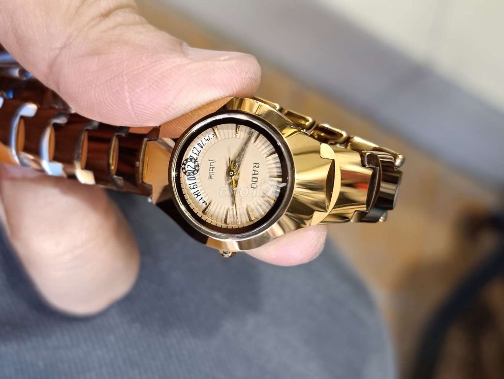 Đồng hồ Rado Jubile Nữ Vàng. Mua bán Đồng hồ tại Quận 1 Tp Hồ Chí Minh được đăng bởi Đồ Seconhand Vintage hình 1