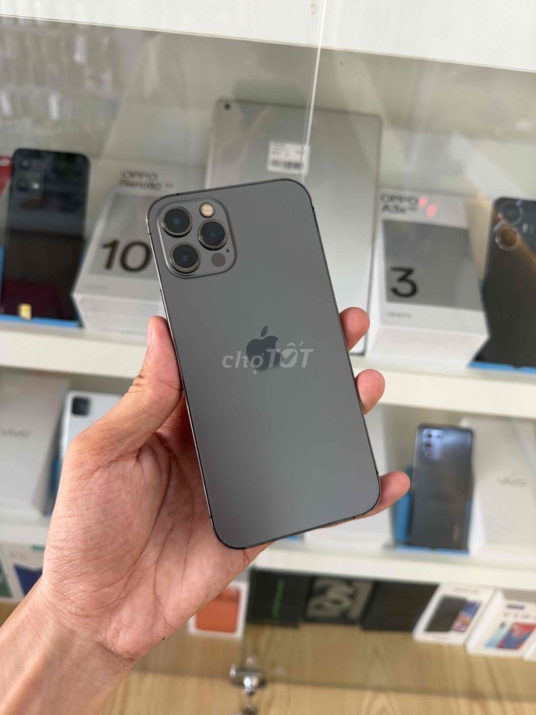Bán iPhone 12 Pro quốc tế 128G zin keng full rẻ. Mua bán Điện thoại tại Thành phố Qui Nhơn Bình Định được đăng bởi Gia Long hình 1