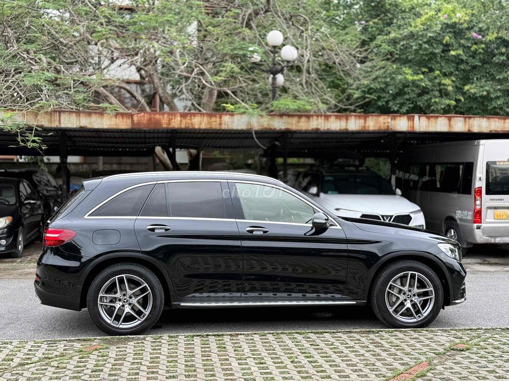 Mercedes Benz GLC 2019 300 4Matic - 80000 km. Mua bán Ô tô tại Quận Cầu Giấy Hà Nội được đăng bởi Auto 6666 hình 5
