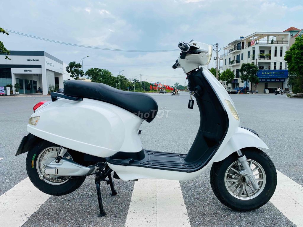 Vespa điện hãng Vinathai đời cao 2022 đèn vuông. Mua bán Xe điện tại Thành phố Nam Định Nam Định được đăng bởi Trung Đồ Cũ hình 6