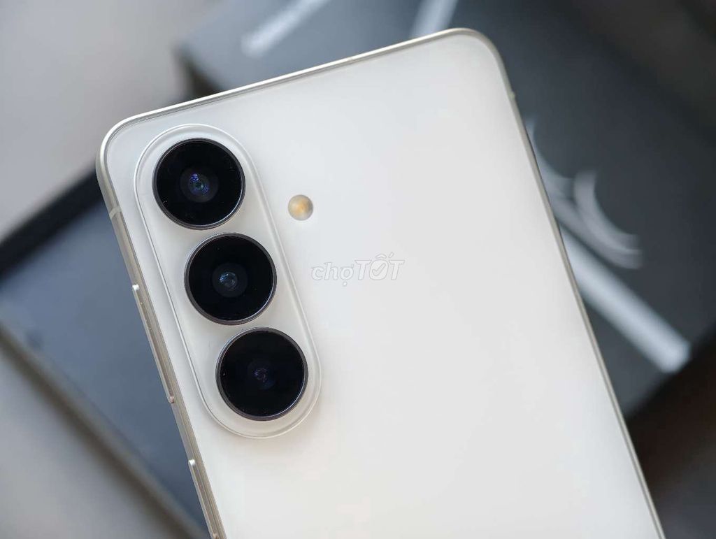 Samsung Galaxy S26 512GB Trắng. Mua bán Điện thoại tại Quận Ninh Kiều Cần Thơ được đăng bởi Lê Khang hình 1