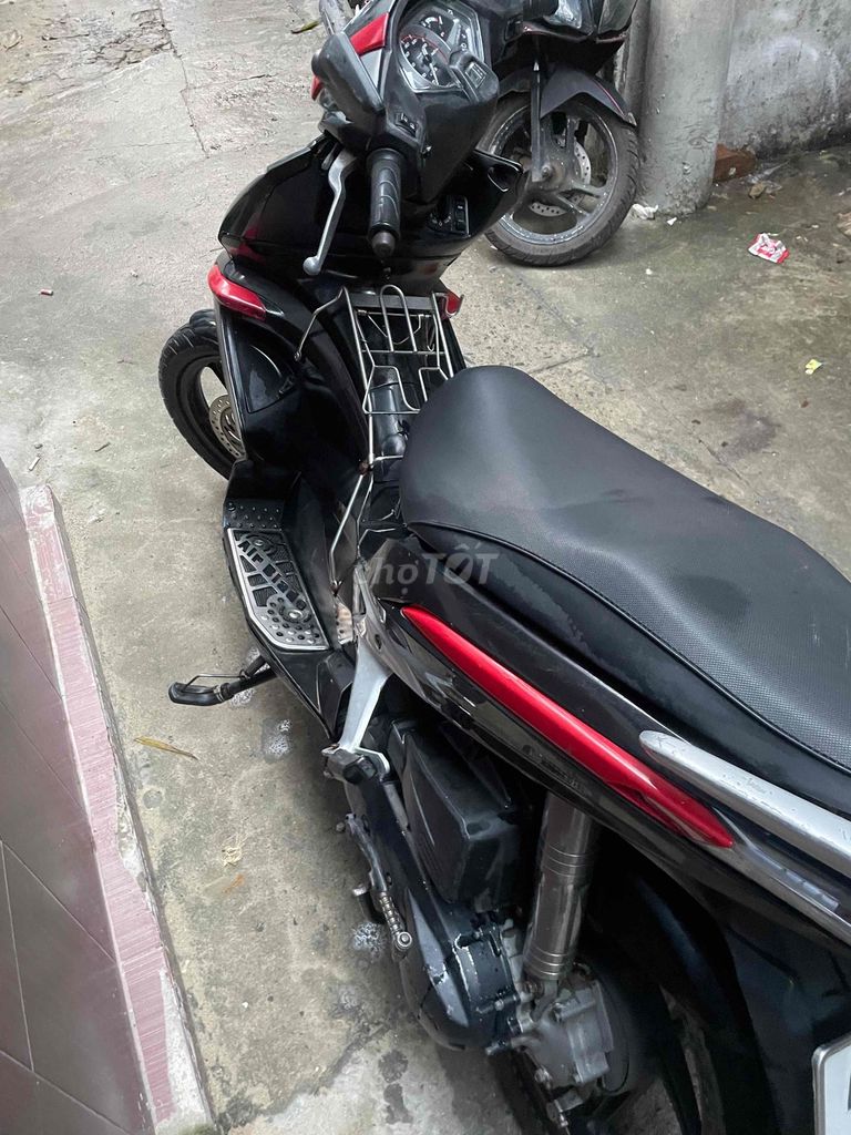 Airblade  2 đèn Xăng điện tử. Mua bán Xe máy tại Quận Thanh Khê Đà Nẵng được đăng bởi ngoc quang hình 3