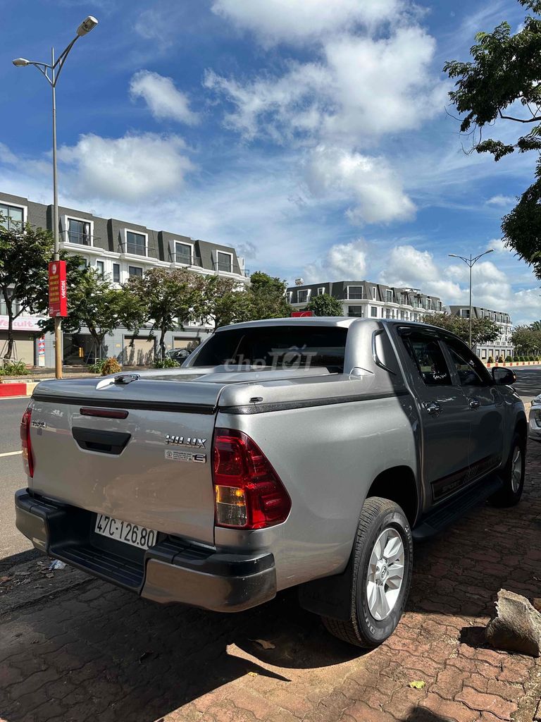 Hilux 2016 2.4E 4x2 MT - Hàng đẹp hiếm có. Mua bán Ô tô tại Thành phố Buôn Ma Thuột Đắk Lắk được đăng bởi Trương Thanh hình 3