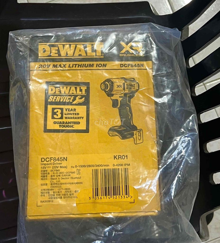 Bắn vít Dewalt DCF845