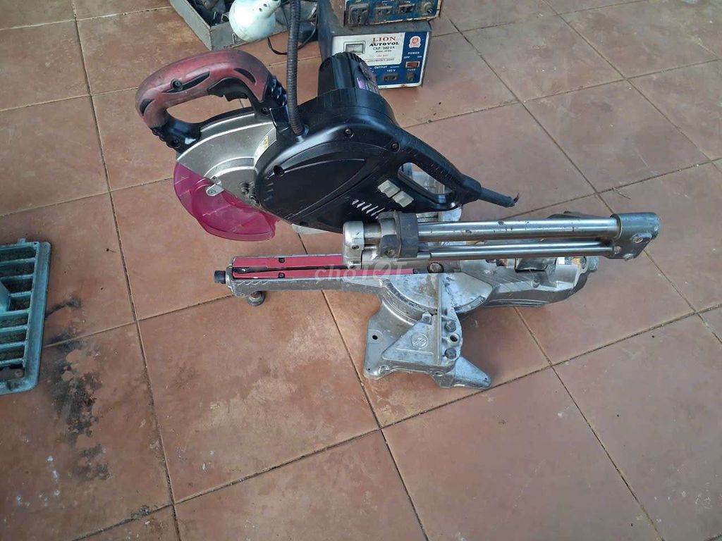 Máy cưa trượt Hitachi C7RSC Nhật Bản. Mua bán Đồ chuyên dụng, Giống nuôi trồng tại Huyện Đơn Dương Lâm Đồng được đăng bởi BẦU KIM hình 1