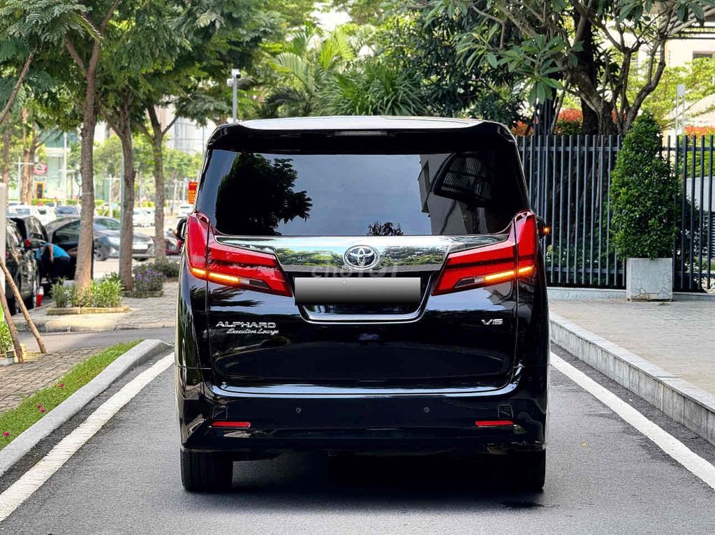 cần bán Toyota Alphard luxury exclusive sx2022. Mua bán Ô tô tại Quận 7 Tp Hồ Chí Minh được đăng bởi Hoàng Trung hình 7