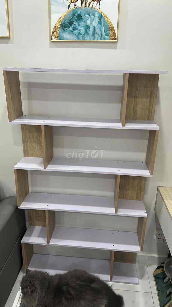 Bán kệ sách - kệ trưng bày còn mới 98%. Mua bán Tủ, kệ gia đình tại Quận 8 Tp Hồ Chí Minh được đăng bởi Sao Mai hình 1
