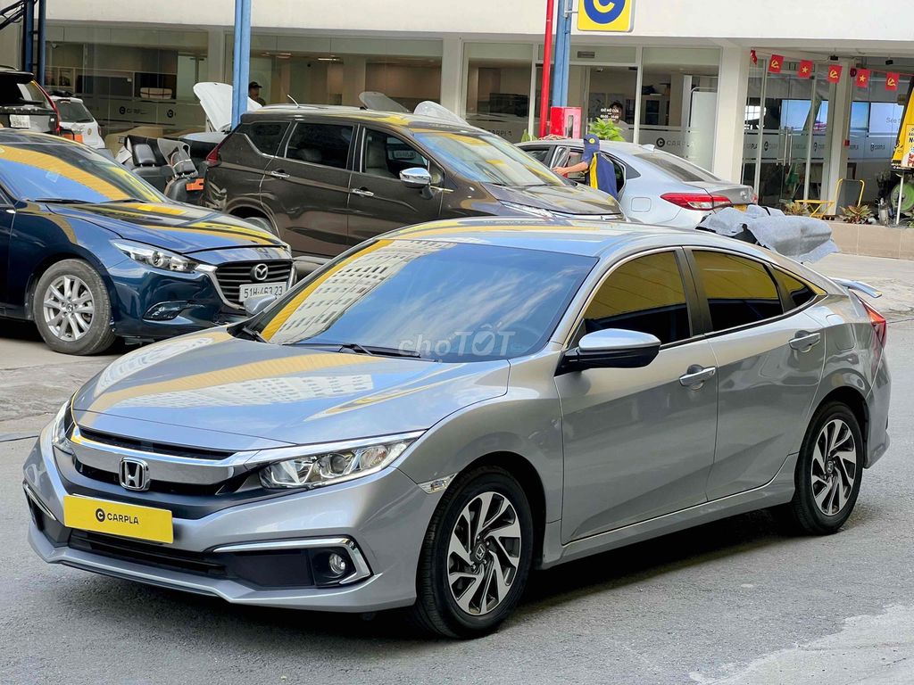 Honda Civic 2019 E 1.8 28000 km. Mua bán Ô tô tại Quận Tân Phú Tp Hồ Chí Minh được đăng bởi Nguyễn Tân Xe Lướt  hình 2