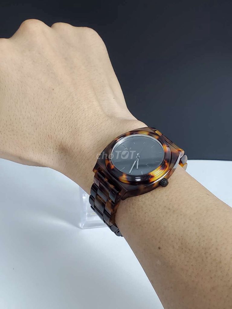 [Chính Hãng] Đồng Hồ Nixon Nam Nữ Đều Mang Được. Mua bán Đồng hồ tại Quận 12 Tp Hồ Chí Minh được đăng bởi Nguyễn thanh quang hình 2