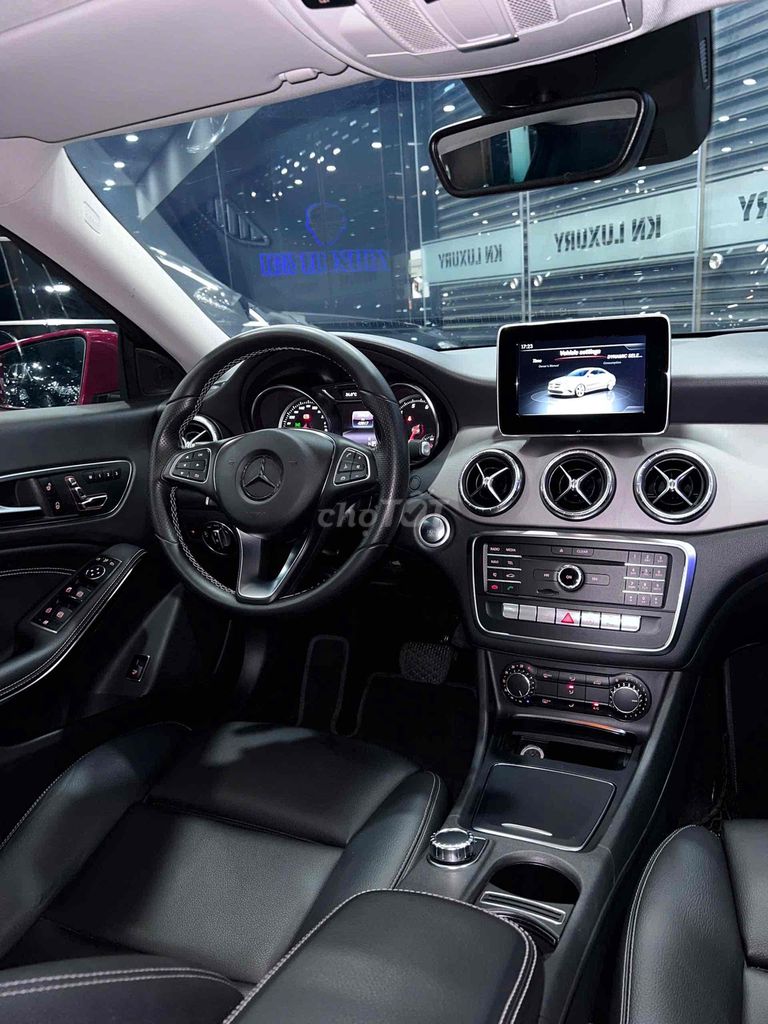 Mercedes Benz CLA Class 2018 CLA 200 - 42000 km. Mua bán Ô tô tại Quận 7 Tp Hồ Chí Minh được đăng bởi Lê Văn Út hình 11
