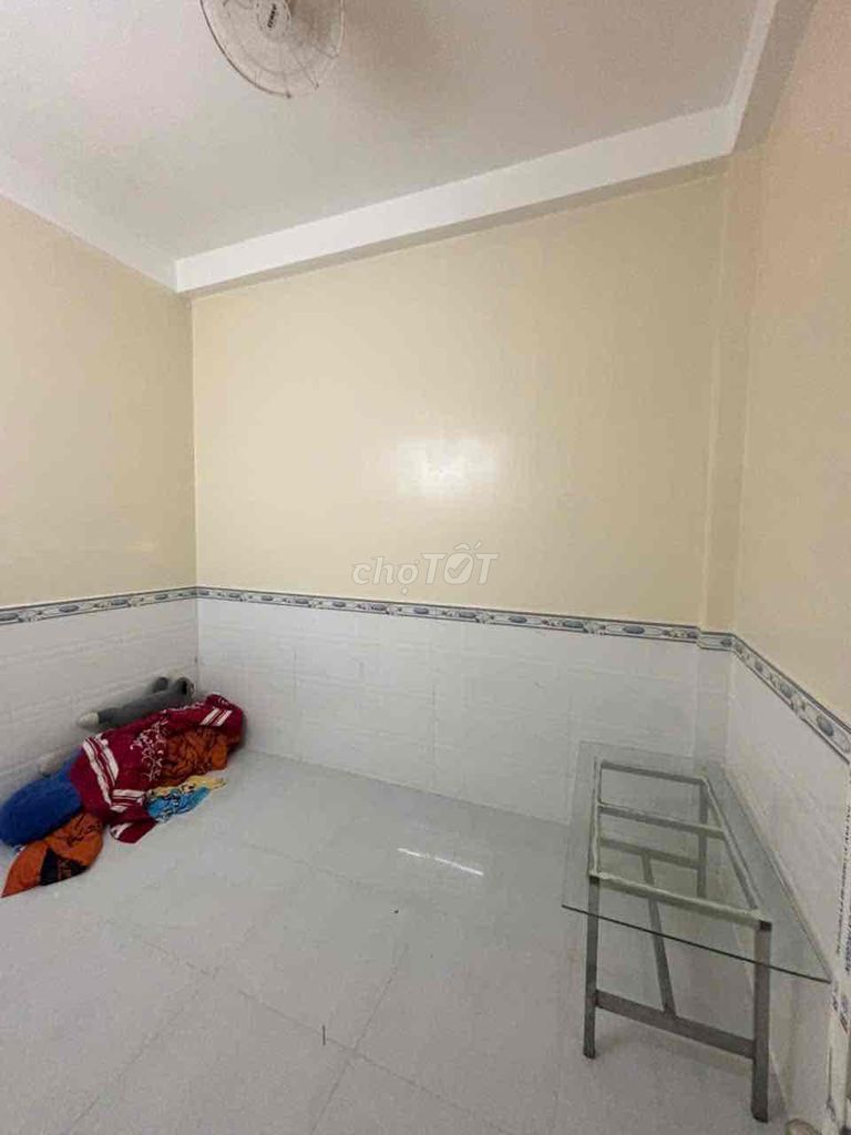 chính chủ cần bán nhà gấp HXH quân bình tan
