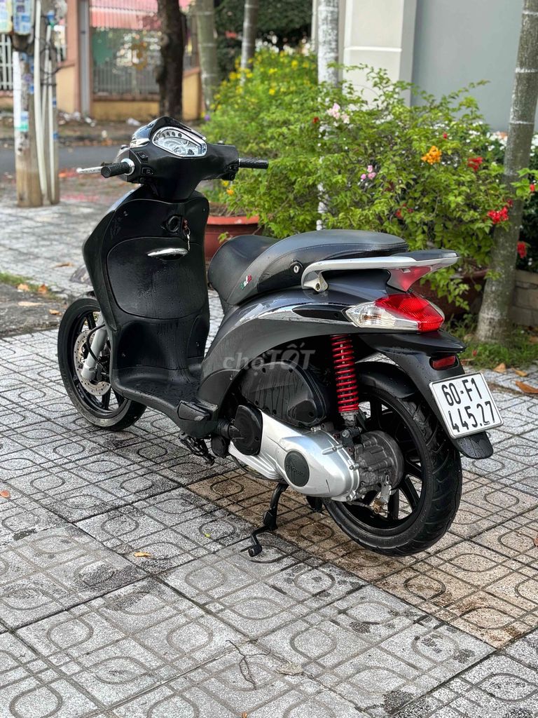 Piaggio Liberty V3 Fi Xám. Mua bán Xe máy tại Thành phố Biên Hòa Đồng Nai được đăng bởi Huy Trần hình 5