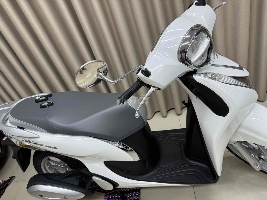 SH mode vừa bấm biển xong mới 100%. Mua bán Xe máy tại Quận Thanh Khê Đà Nẵng được đăng bởi THẾ MẪN CHUYÊN XE LƯỚT CÓ BÁN TRẢ GÓP  hình 11