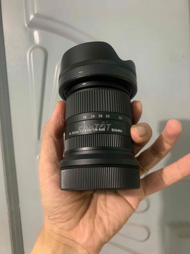Ống kính Sigma 18-50mm F2.8 DC DN Canon. Mua bán Máy ảnh, Máy quay tại Thành phố Dĩ An Bình Dương được đăng bởi Cậu Ba Joon hình 1