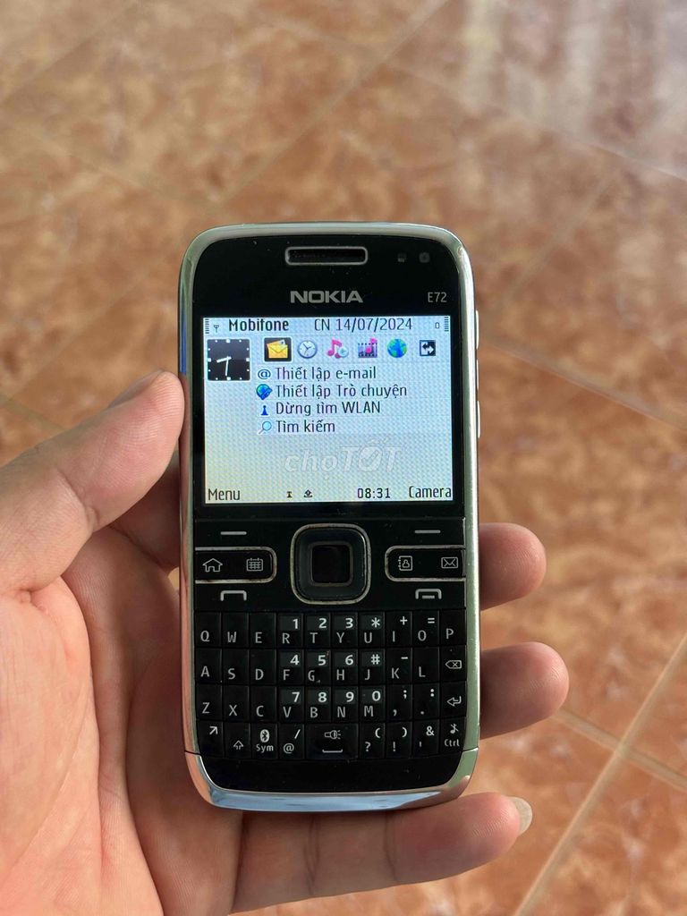 Màn hình Nokia E72