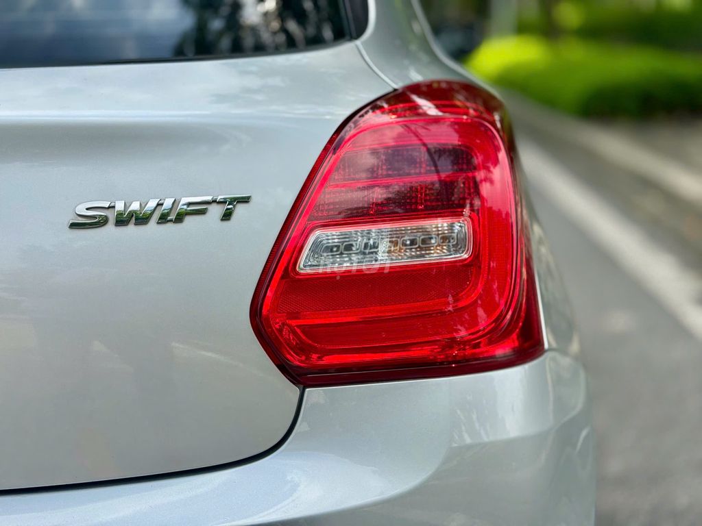 Suzuki Swift 2019 GLX 1.2 AT - 50000 km. Mua bán Ô tô tại Quận Cầu Giấy Hà Nội được đăng bởi Hùng Eco Auto hình 21