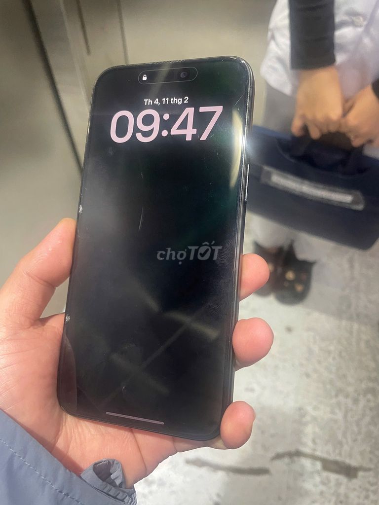 Apple iPhone 15 Pro Max Xanh. Mua bán Điện thoại tại Quận Hai Bà Trưng Hà Nội được đăng bởi Hiep Dang Ba hình 1