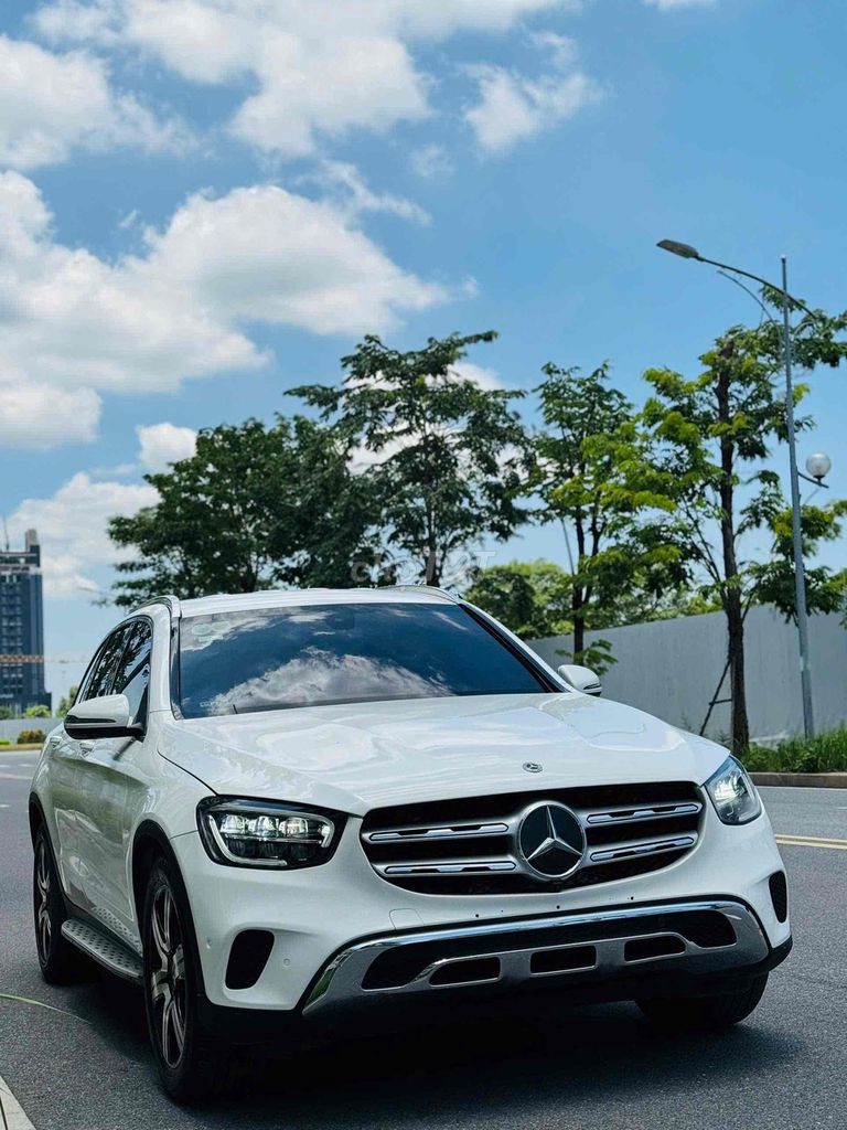 Mercedes Benz GLC 2020 200 4MATIC - 60000 km. Mua bán Ô tô tại Quận Hoàng Mai Hà Nội được đăng bởi Mr Tài hình 2