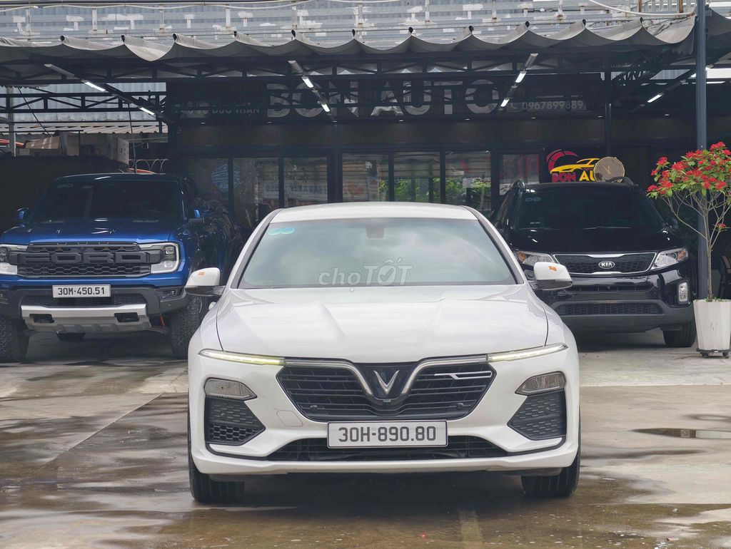 VinFast Lux A2.0 2019 2.0 AT - km màu trắng. Mua bán Ô tô tại Quận Long Biên Hà Nội được đăng bởi BON AUTO hình 2