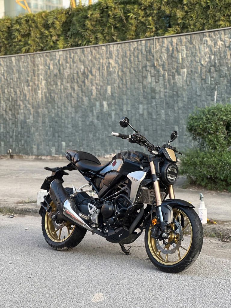 Honda CB300 2022 biển 29 có trả góp trao đổi ✅. Mua bán Xe máy tại Quận Hoàng Mai Hà Nội được đăng bởi Phú Lý hình 3