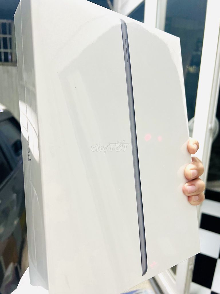 Apple iPad Gen 9 4G 64GB Mới nguyên seal. Mua bán Máy tính bảng tại Quận 1 Tp Hồ Chí Minh được đăng bởi Huy Nguyen hình 1