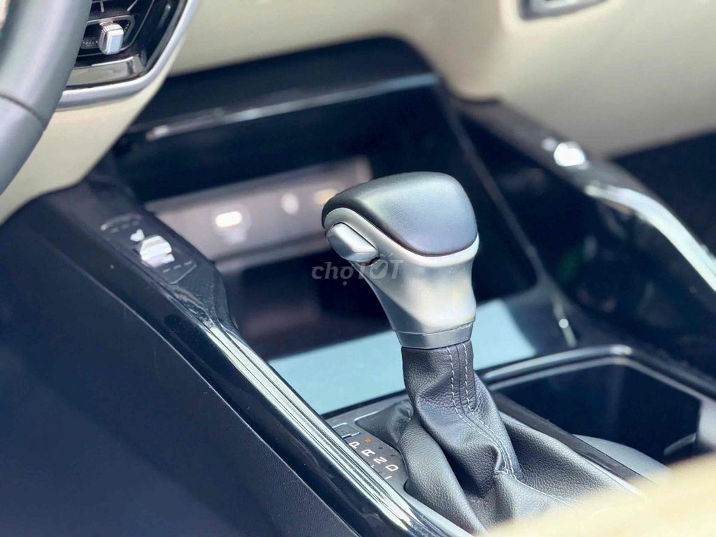 Kia Sorento 2021 2.5 AWD Trắng 80000 km. Mua bán Ô tô tại Quận Cầu Giấy Hà Nội được đăng bởi Cao Quý hình 11