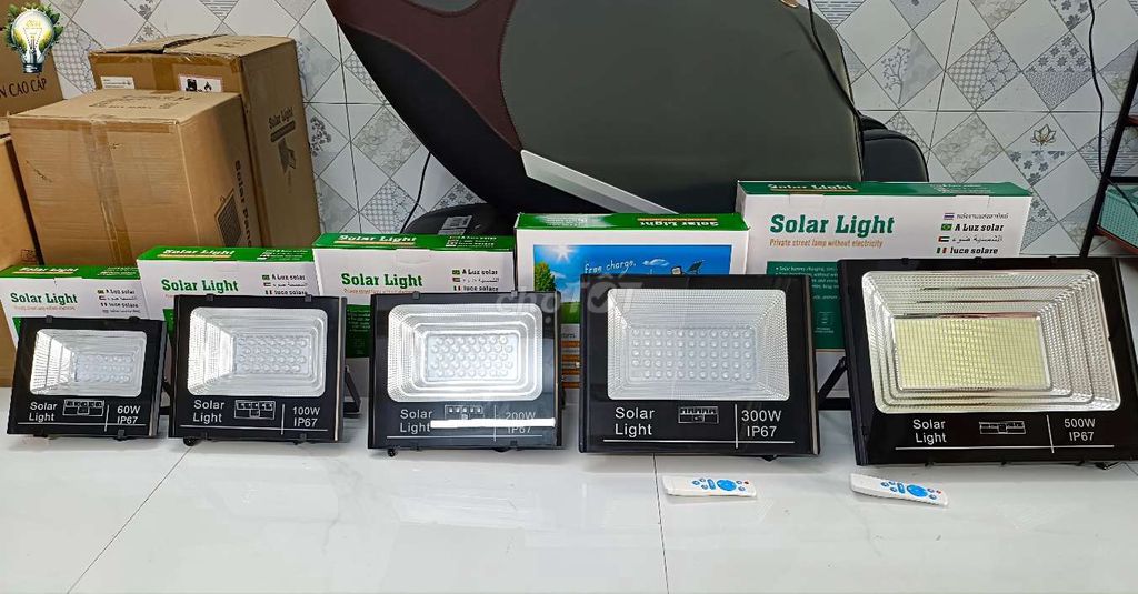 Đèn pha năng lượng mặt trời 60W IP67 Remote. Mua bán Đèn tại Thành phố Rạch Giá Kiên Giang được đăng bởi NHÃ ĐAN KG hình 1