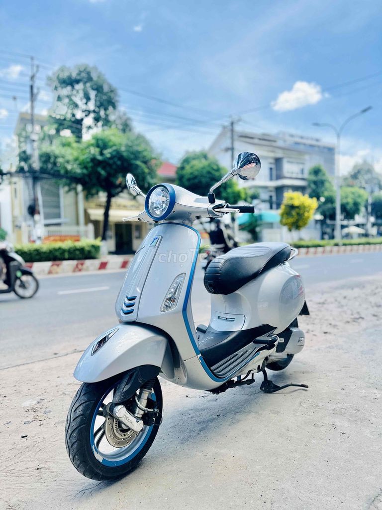 Vespa primavera 2020. Mua bán Xe máy tại Thành phố Tây Ninh Tây Ninh được đăng bởi Nguyễn Ngọc Diệp hình 1
