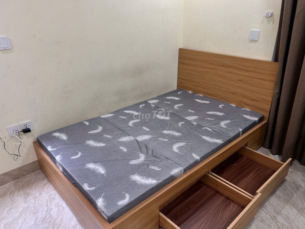 Giường ngủ 2m x 1m2. Mua bán Giường, chăn ga gối nệm tại Quận Hai Bà Trưng Hà Nội được đăng bởi Chang hình 1